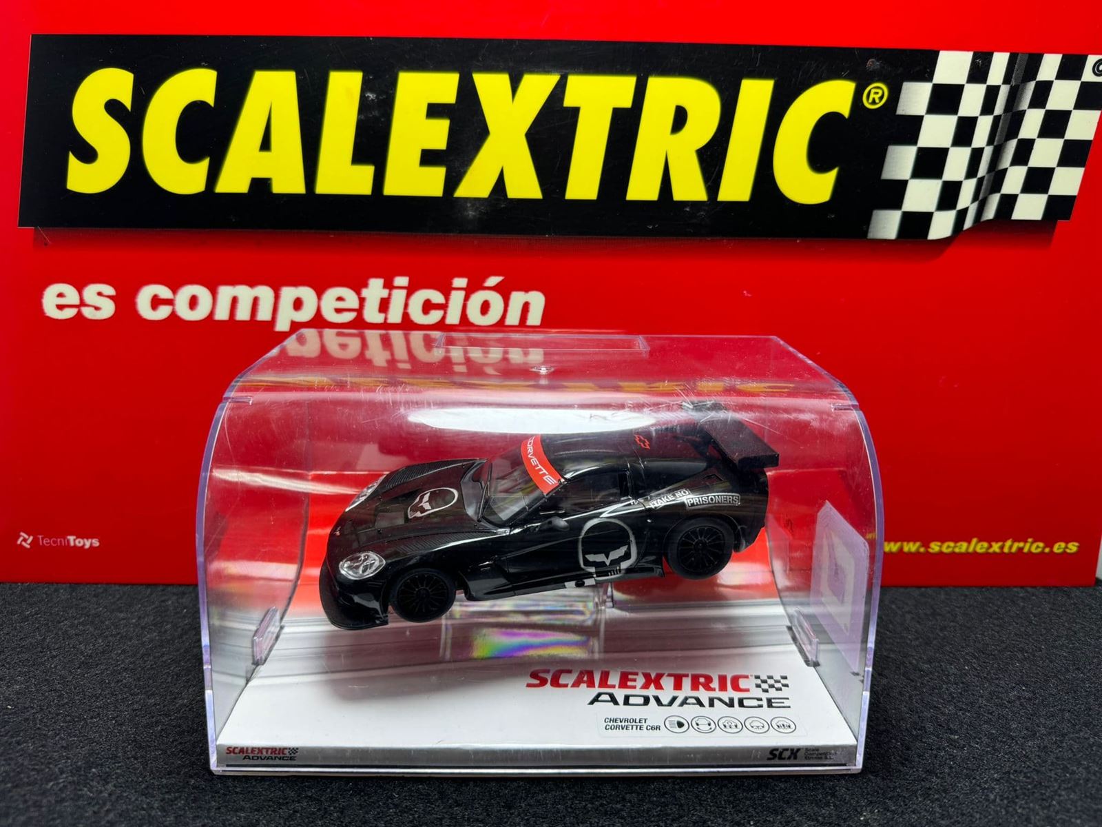 Coche Scalextric Advance Corvette C6R - Skull - Imagen 1