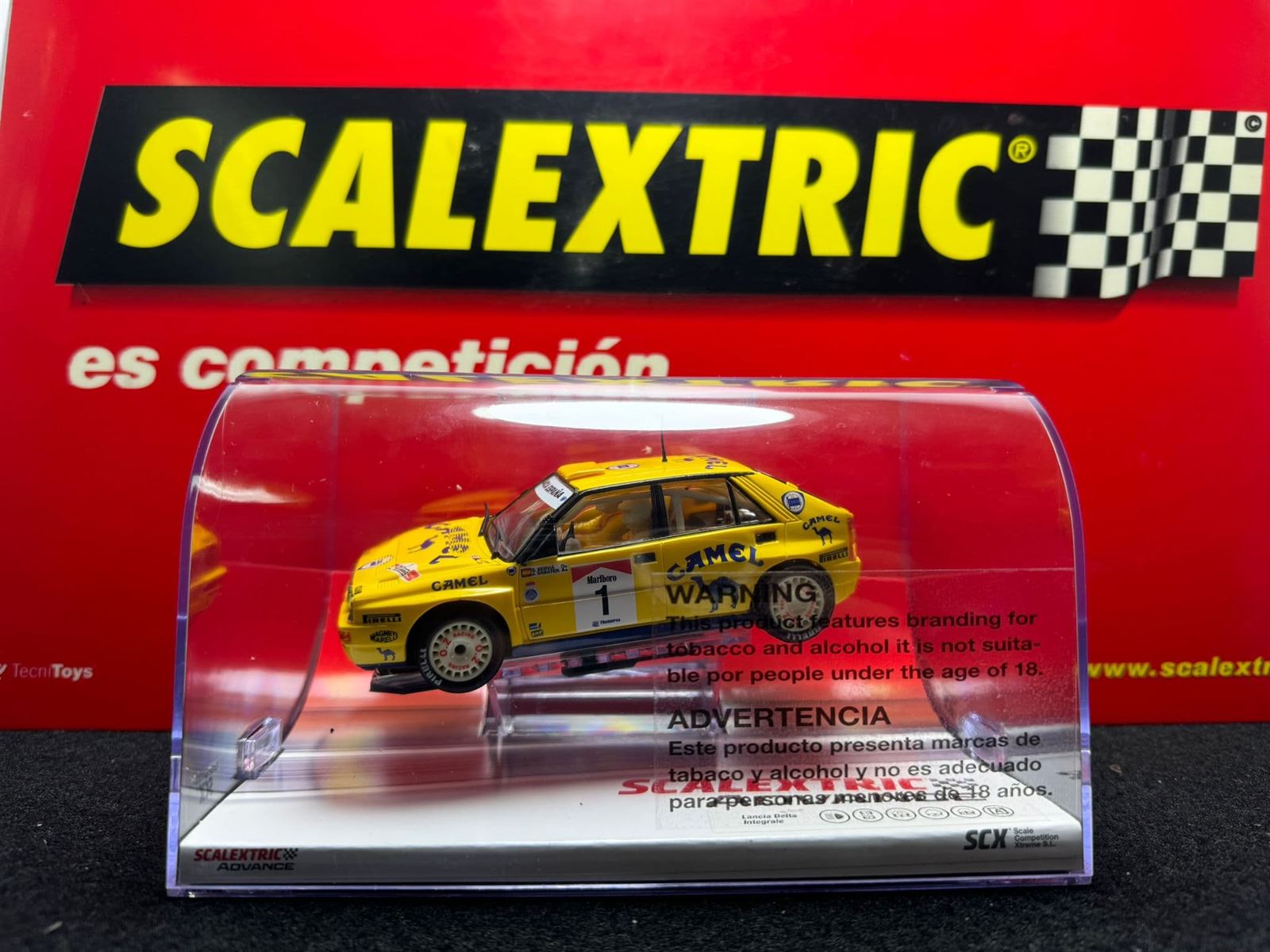 Coche Scalextric Advance Lancia Delta Integrale-Servia 88 - Imagen 1