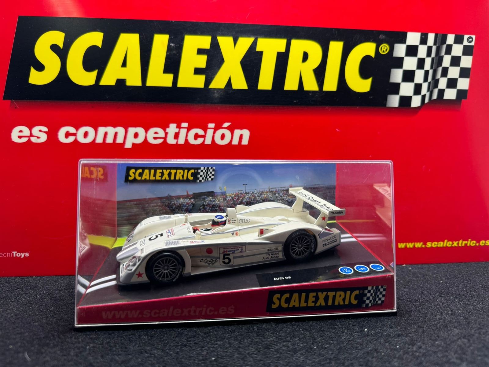 Coche Scalextric Audi R8 - Imagen 1