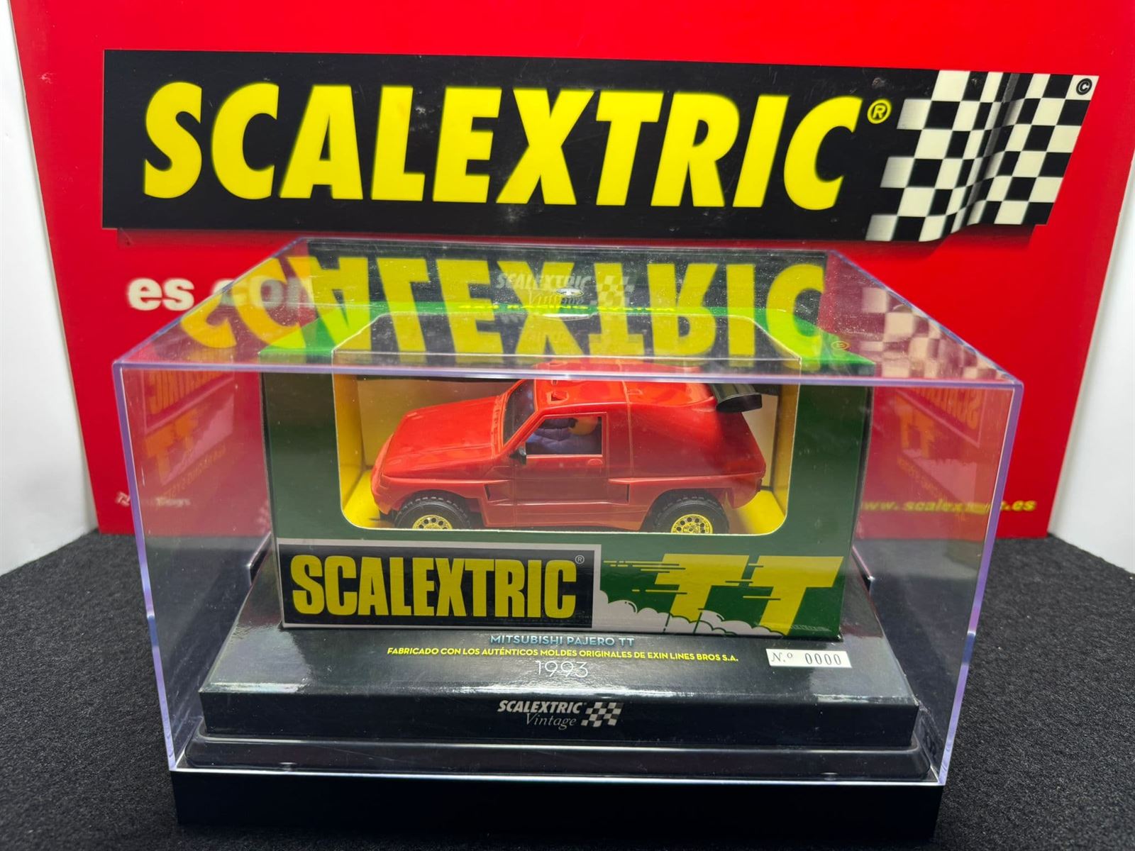 Coche Scalextric Mitsubishi Pajero TT - Imagen 1