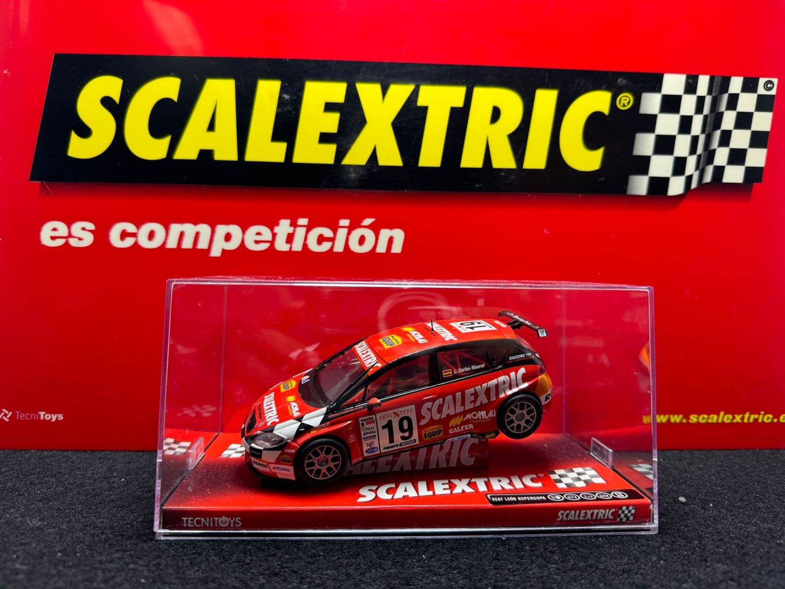 Coche Scalextric Seat León Supercopa - Imagen 1