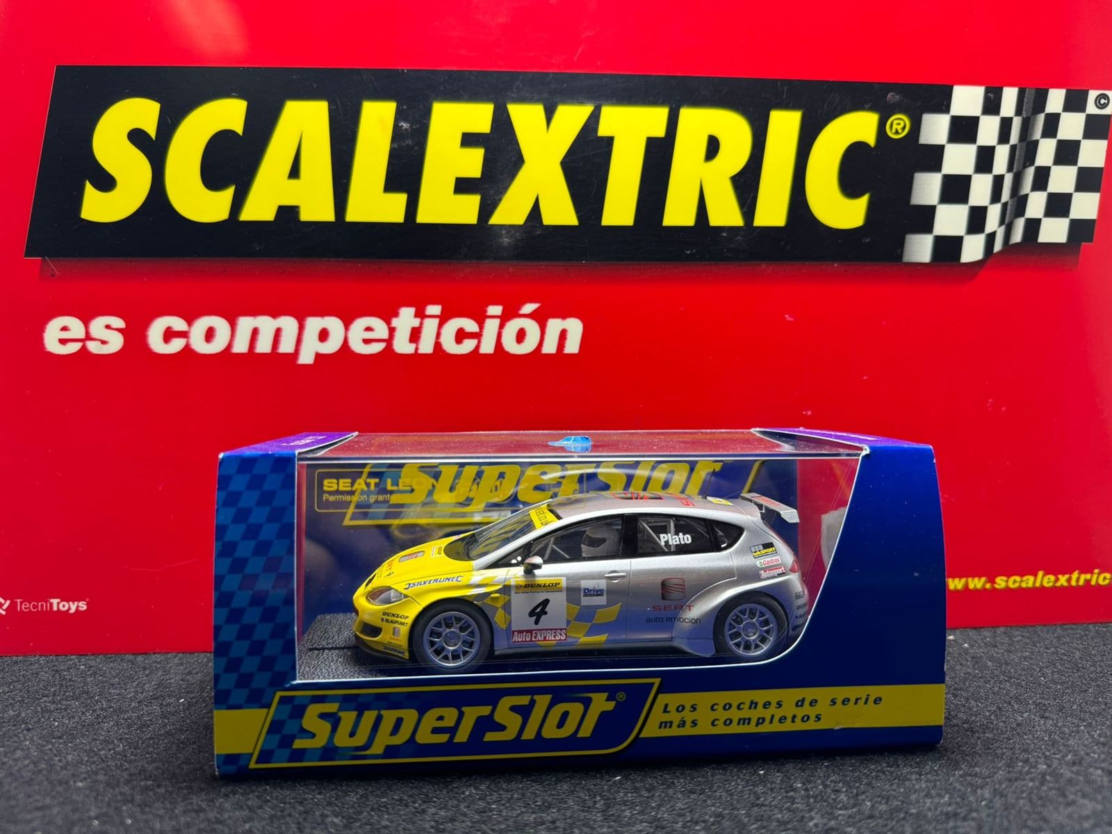 Coche Scalextric Superslot Seat León BTCC - Plato nº4 - Imagen 1