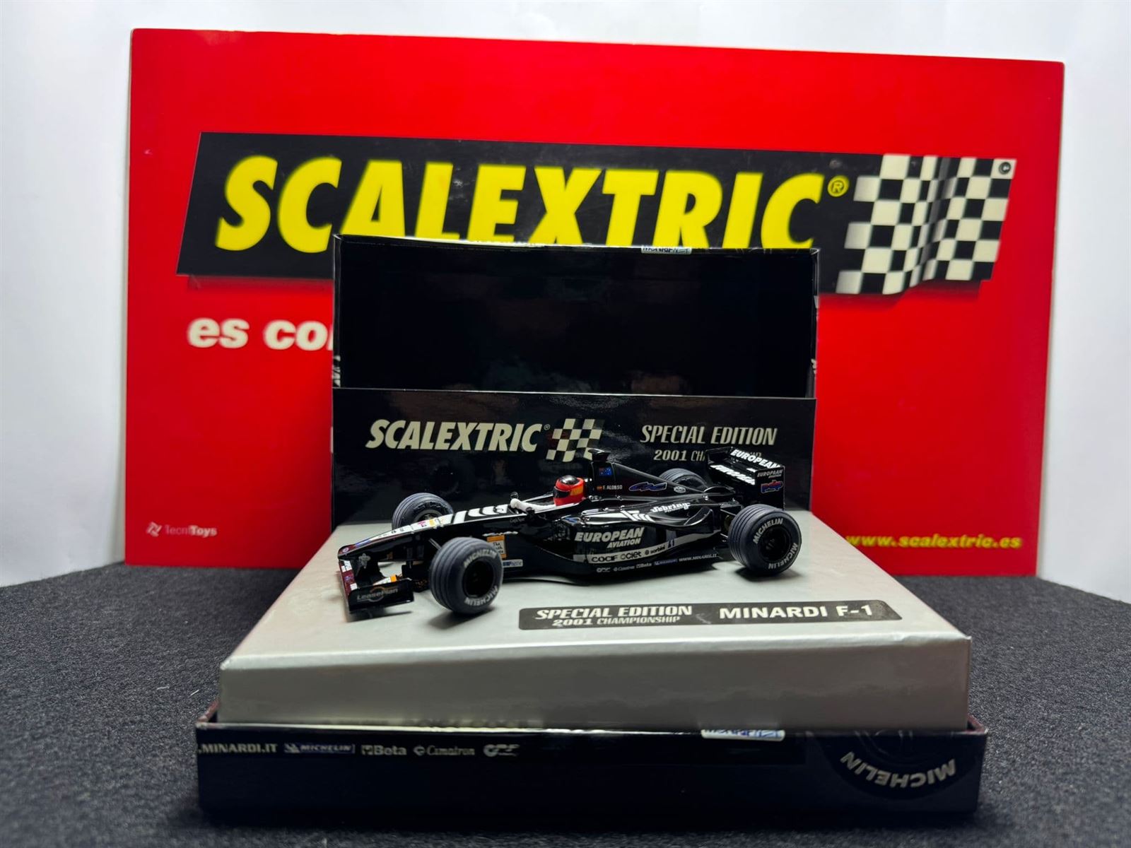 Scalextric Edición Especial 2001 Championship Minardi F-1 - Imagen 1