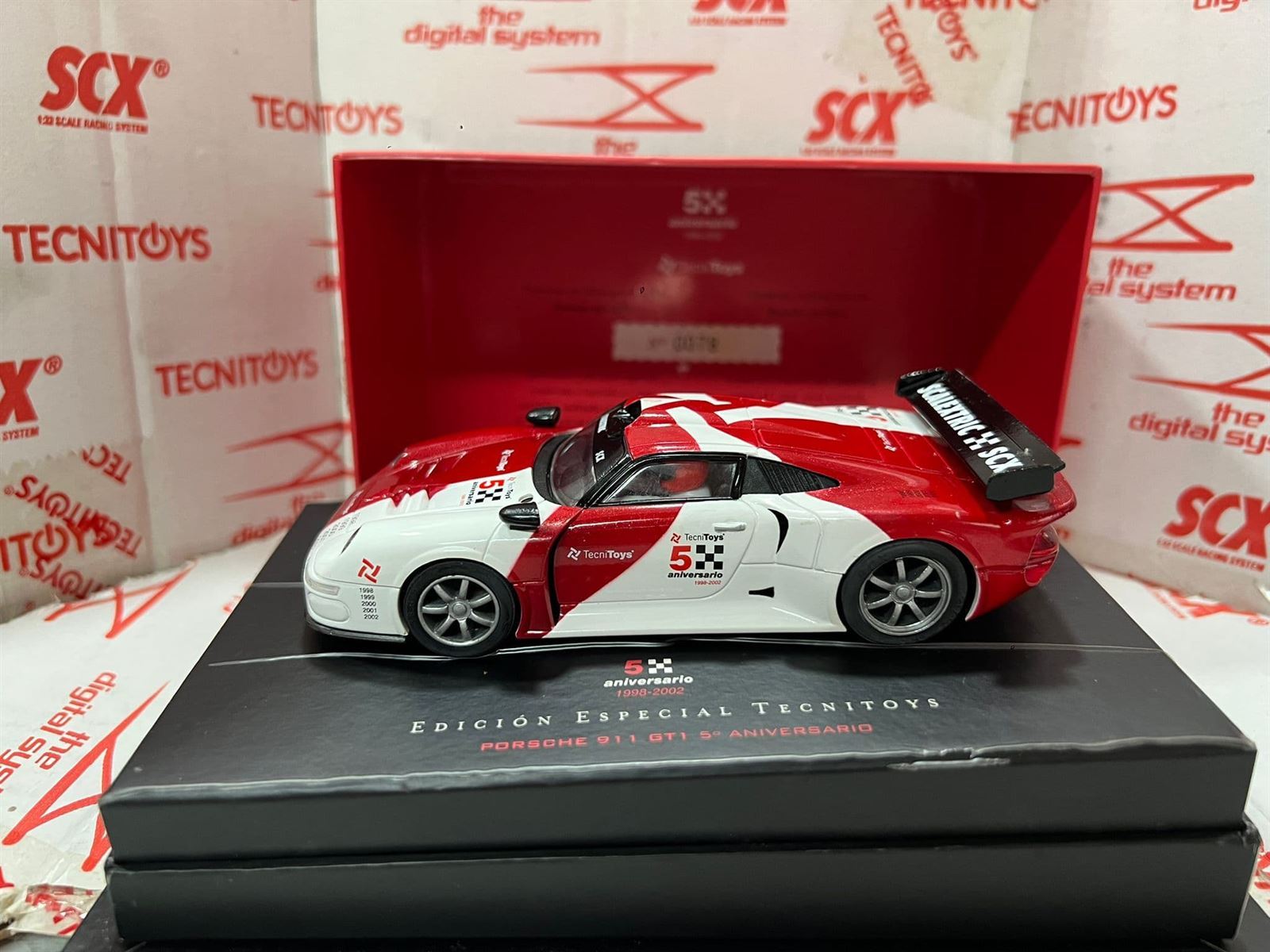 Scalextric Edición Especial Tecnitoys Porsche 911 GT1 5º Aniversario - Imagen 1